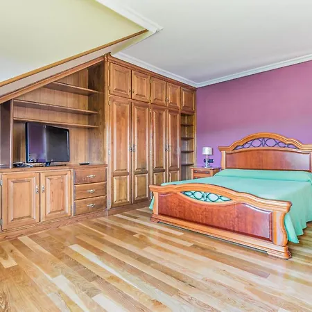 בית נופש Amazing In With Kitchen
